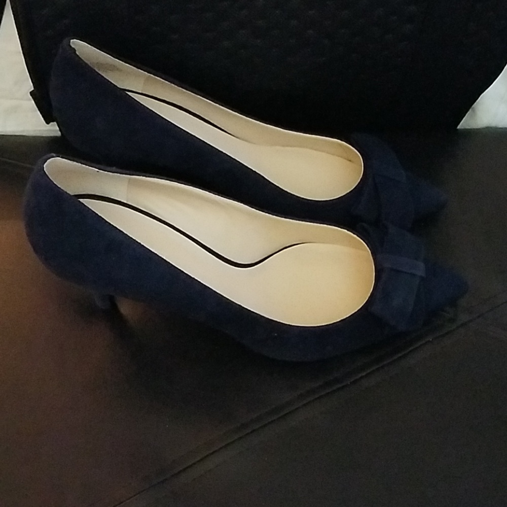 Nine West Pumps - Picture 2 of 4